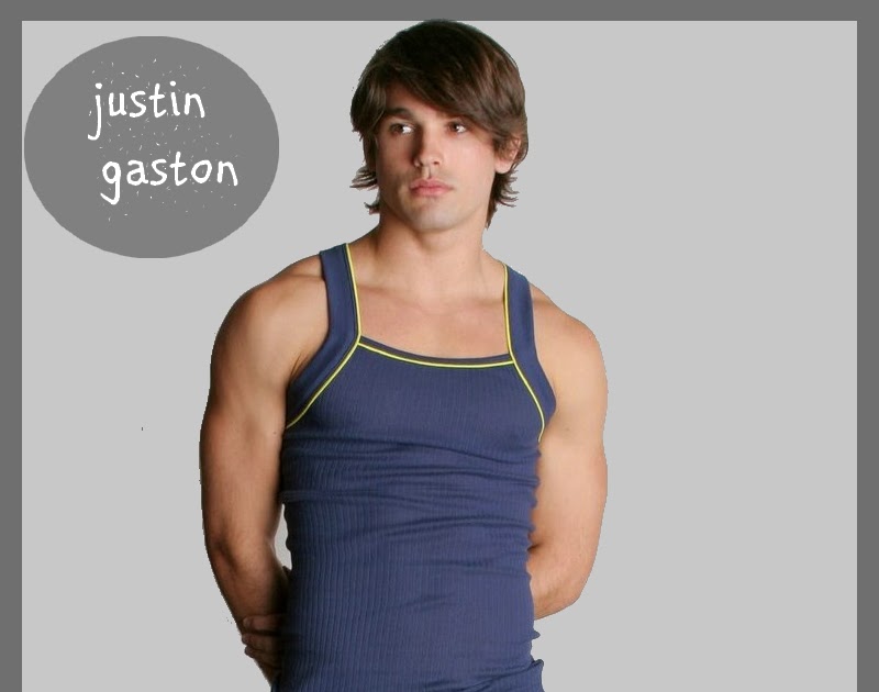 Alexpettyfer Fake Justin Gaston Naked